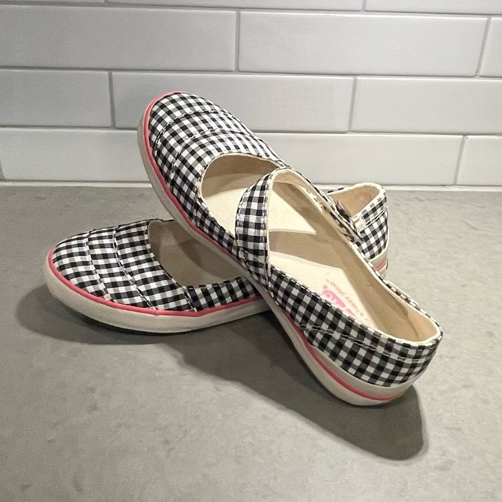 New silk Sneakers by Simple Shoes. (No box)